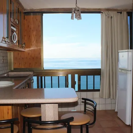 Ocean Beachfront In Patalavaca Apartment *